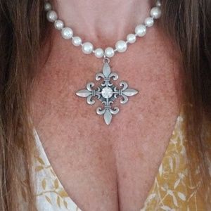 Handmade "Pearl" Necklace